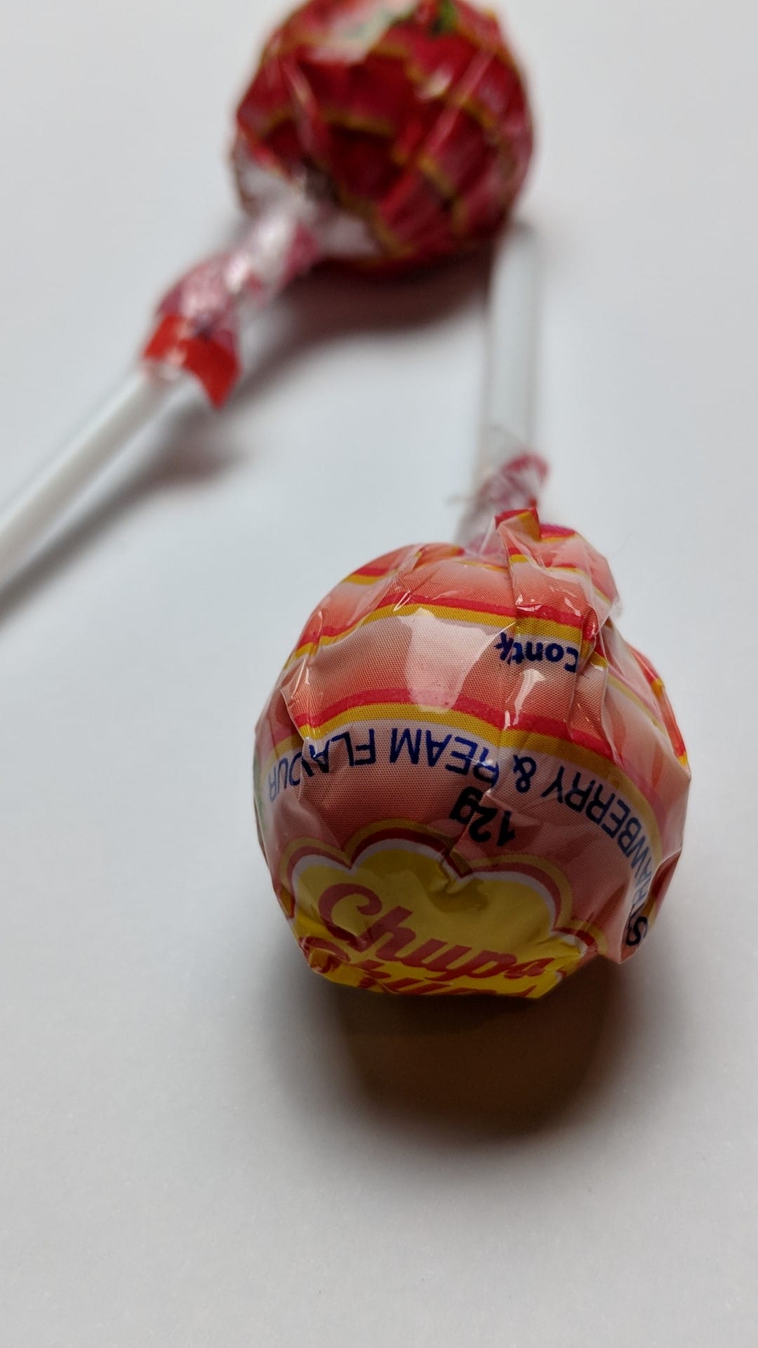 ARE THE CHUPA CHUPS STRAWBERRY AND CREAM FLAVOUR VEGAN? Vegetarian and Vegan Meals Community